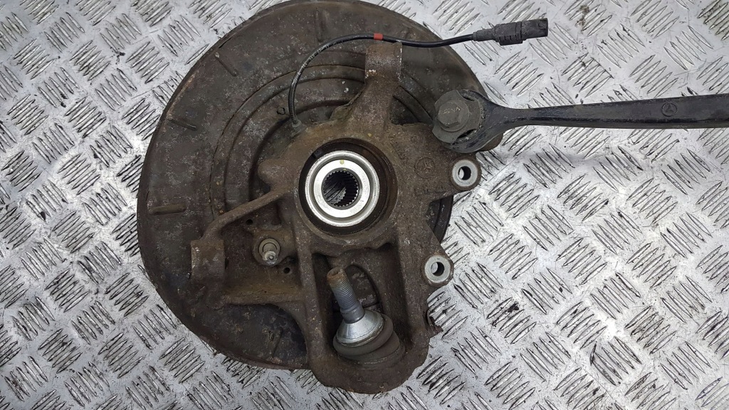 фото №9, Mercedes-benz ml w164 2006 ступица колеса заднего