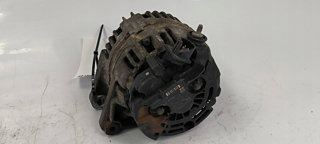 фото №2, Генератор 0124325079 toyota avensis
