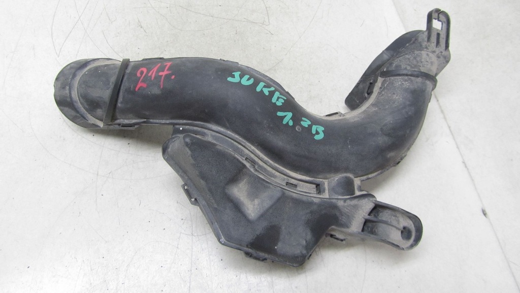 фото №1, Nissan juke f15 lift 1.2 труба резонатор воздуха 14-