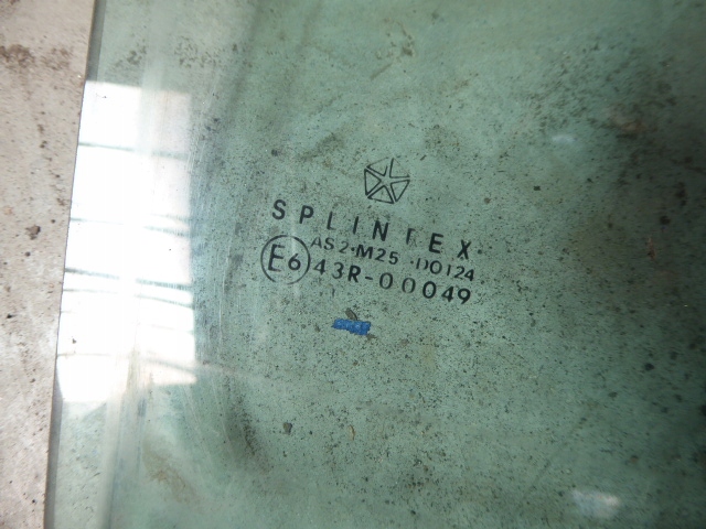 фото №3, Voyager iv стекло дверь перед правый 5d