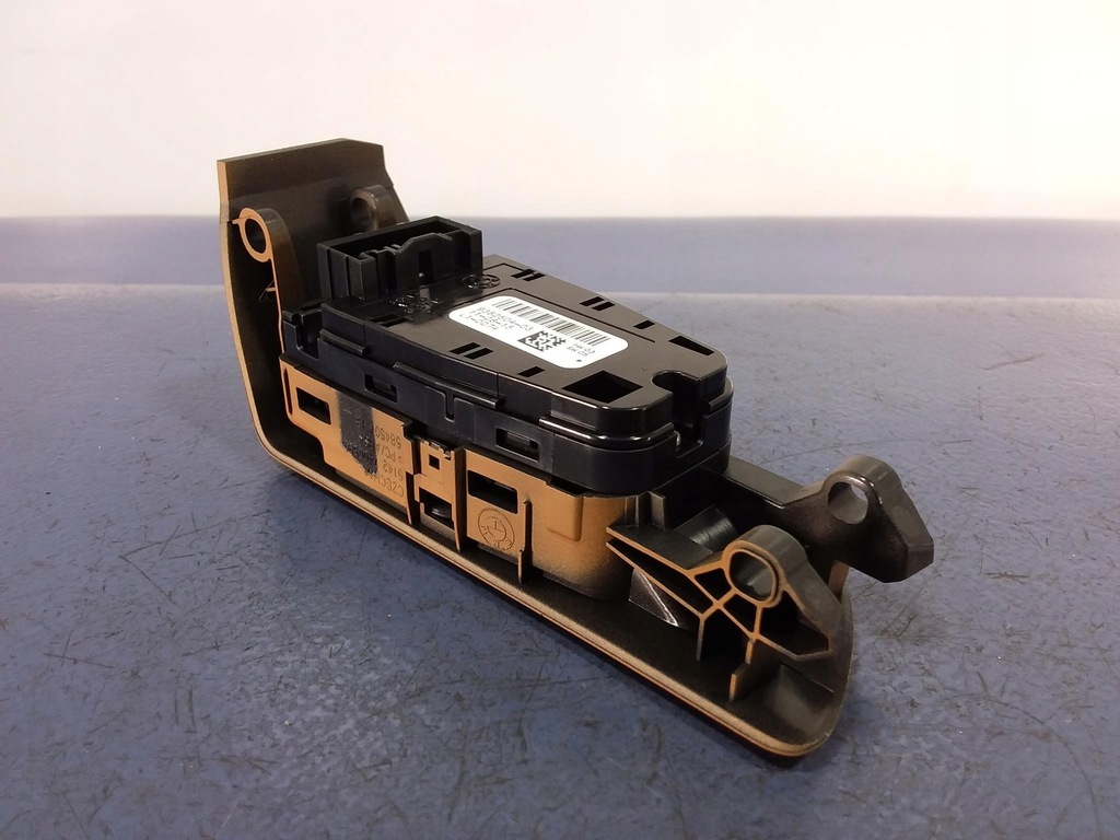 фото №6, Панель управление окон дверь bmw оригинальный номер 9382504