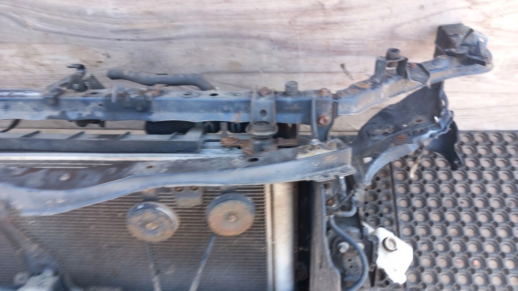 фото №4, Toyota rav4 iii drugi lift 2.2 d4d pas передний комплект