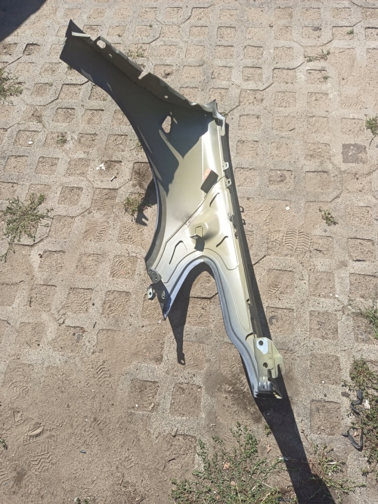 Tesla model 3 17- крыло  левое  перед 1097253e Цена