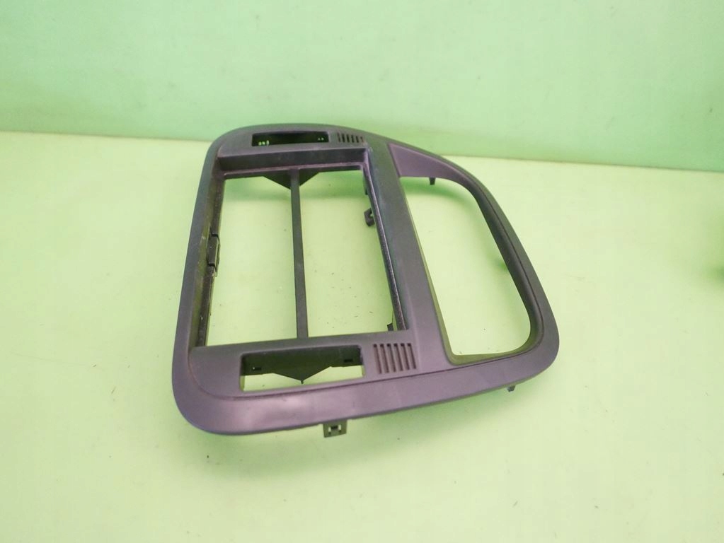 фото №4, Рамка радіо панелі панель приладів citroen c3 i phii 05-09