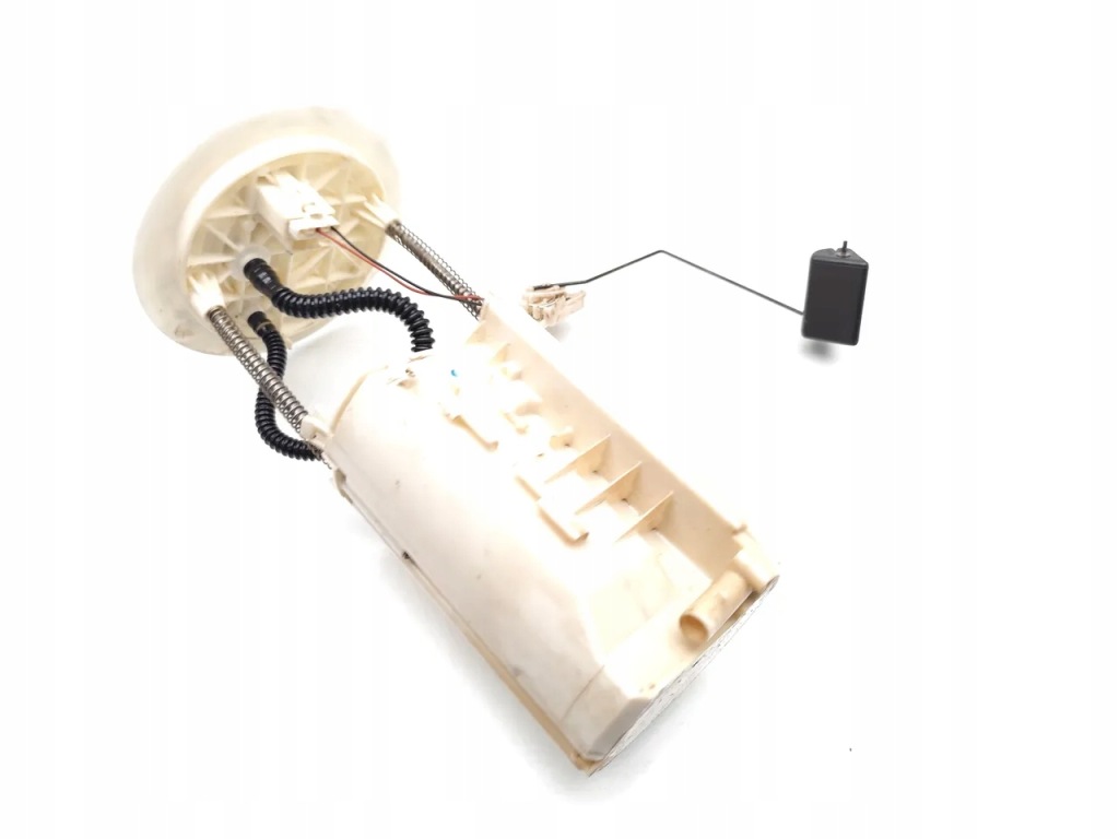 фото №12, Toyota hilux vigo насос пального w бак 2.5 d 4wd дизель 75kw 102 hp