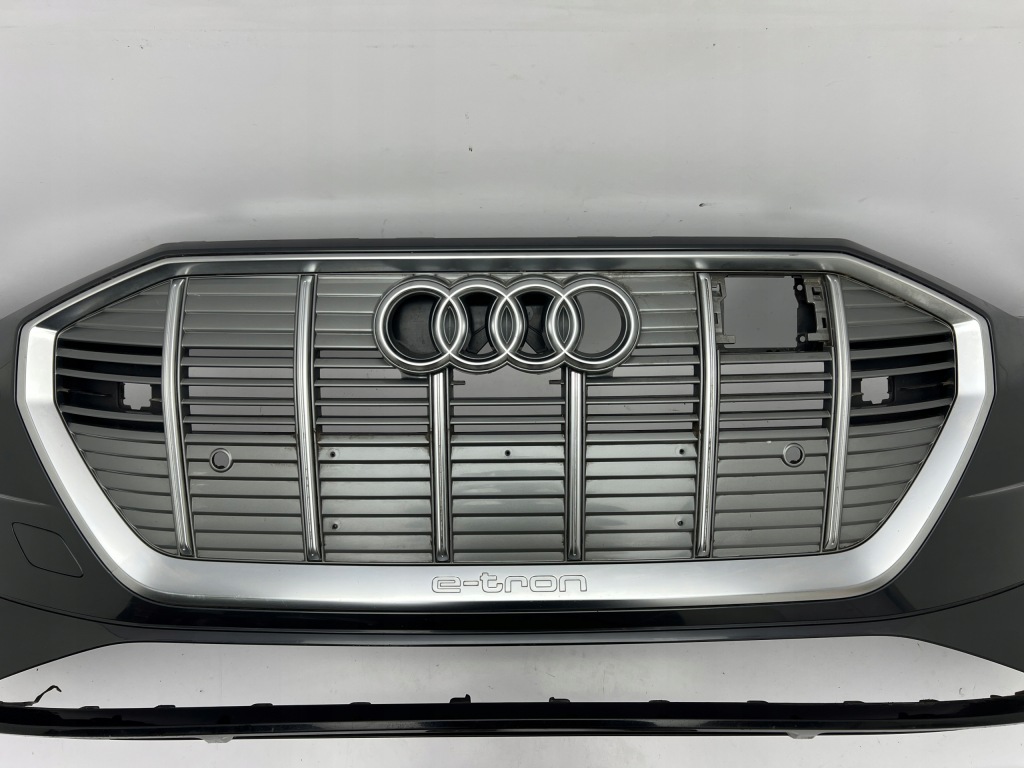 Audi e-tron 55 4ke бампер передній перед pdc pod омивачі оригінал 18- Недорого