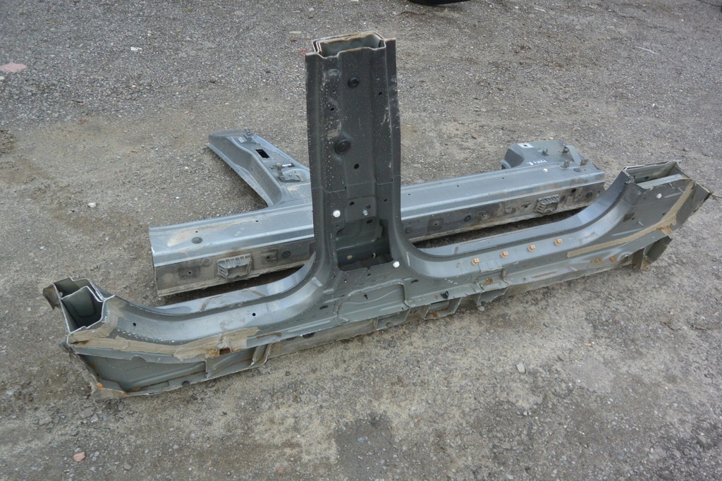 фото №7, Bmw x3 f25 поріг блок двигуна лівий правий a52