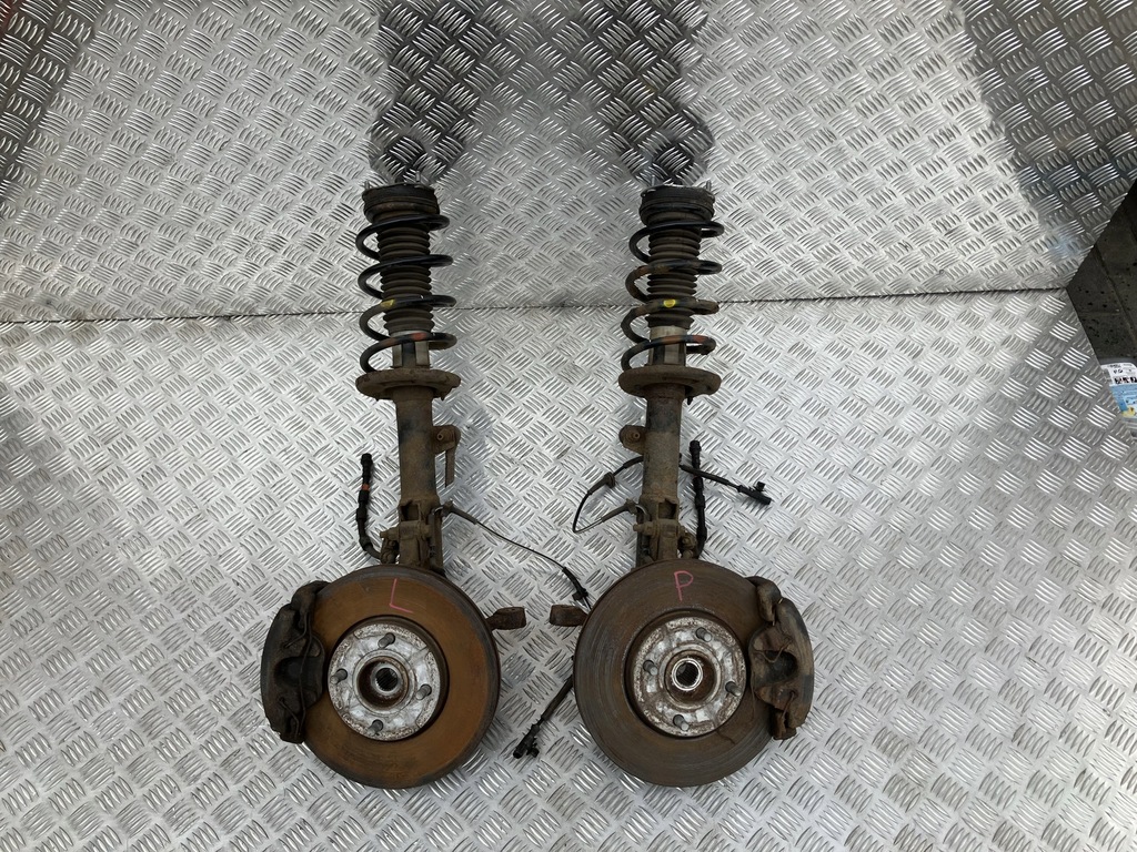 фото №1, Амортизационная стойка поворотный кулак правый ecosport 13- 1.5 tdci