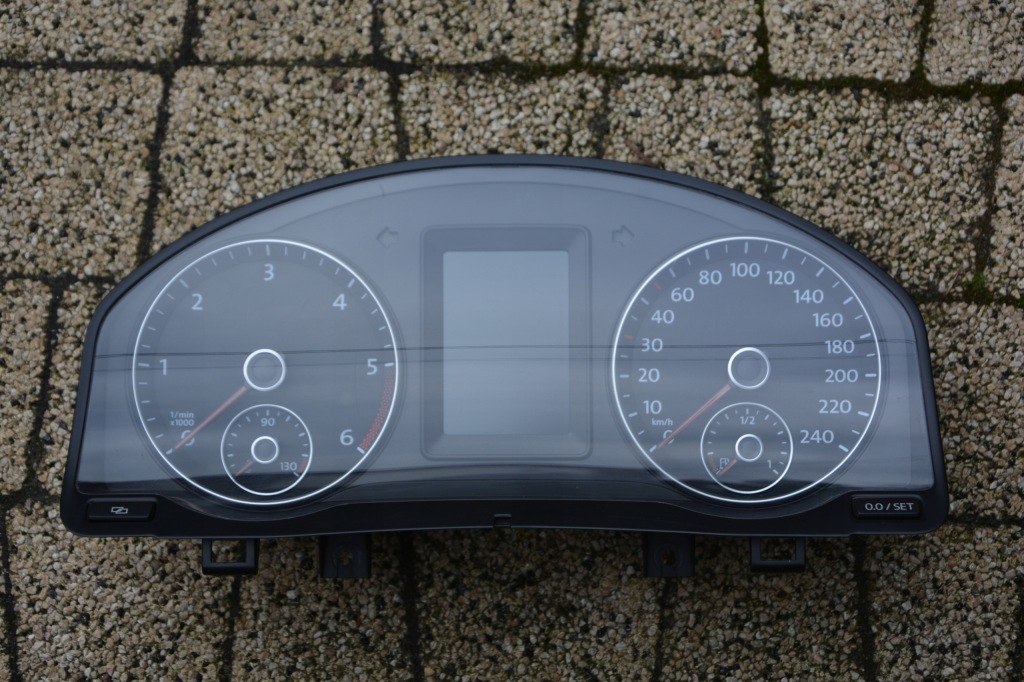 фото №1, Лічильник прилади vw golf 6 + plus 5m0920871a