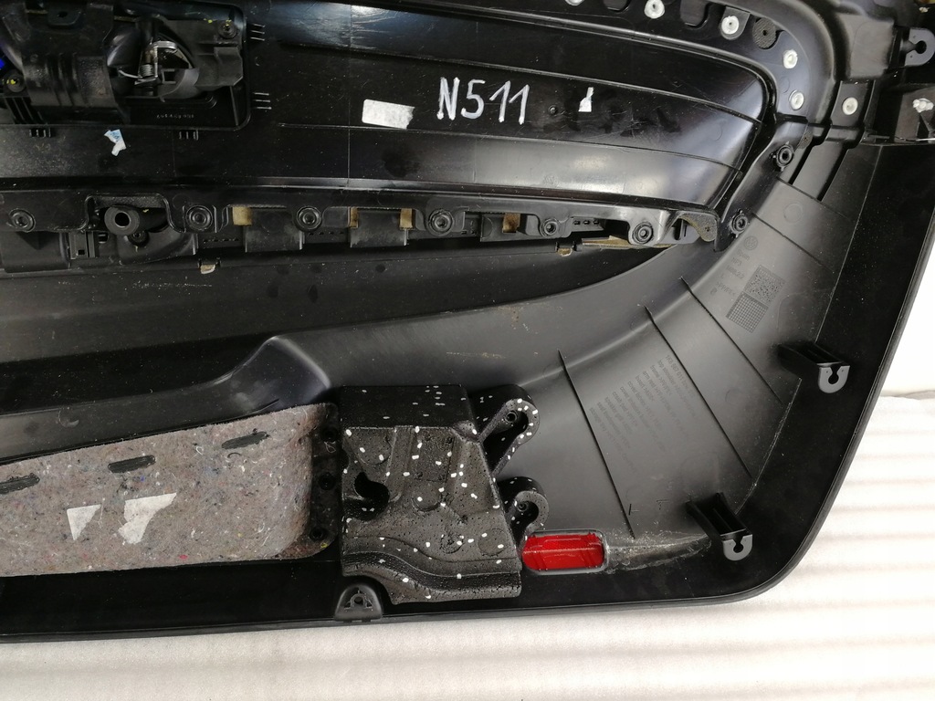 фото №9, Обшивка дверь левый перед vw scirooco 1k8867011