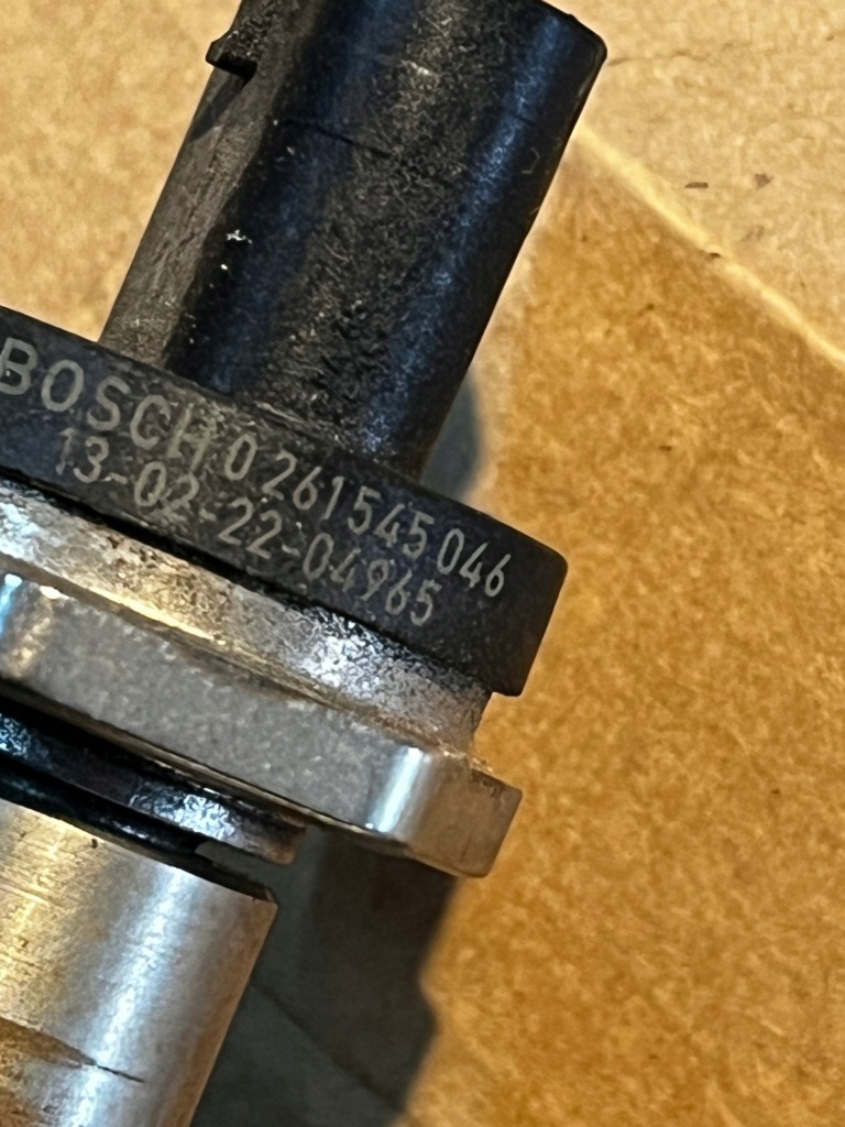 25 mercedes w176 молдинг топливная 2700701595 Оригинал