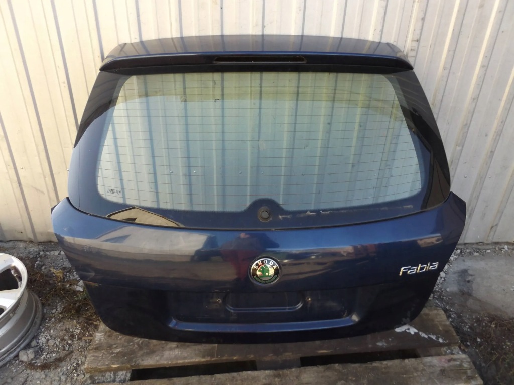 фото №1, Fabia ii kombi крышка багажника задняя 9462
