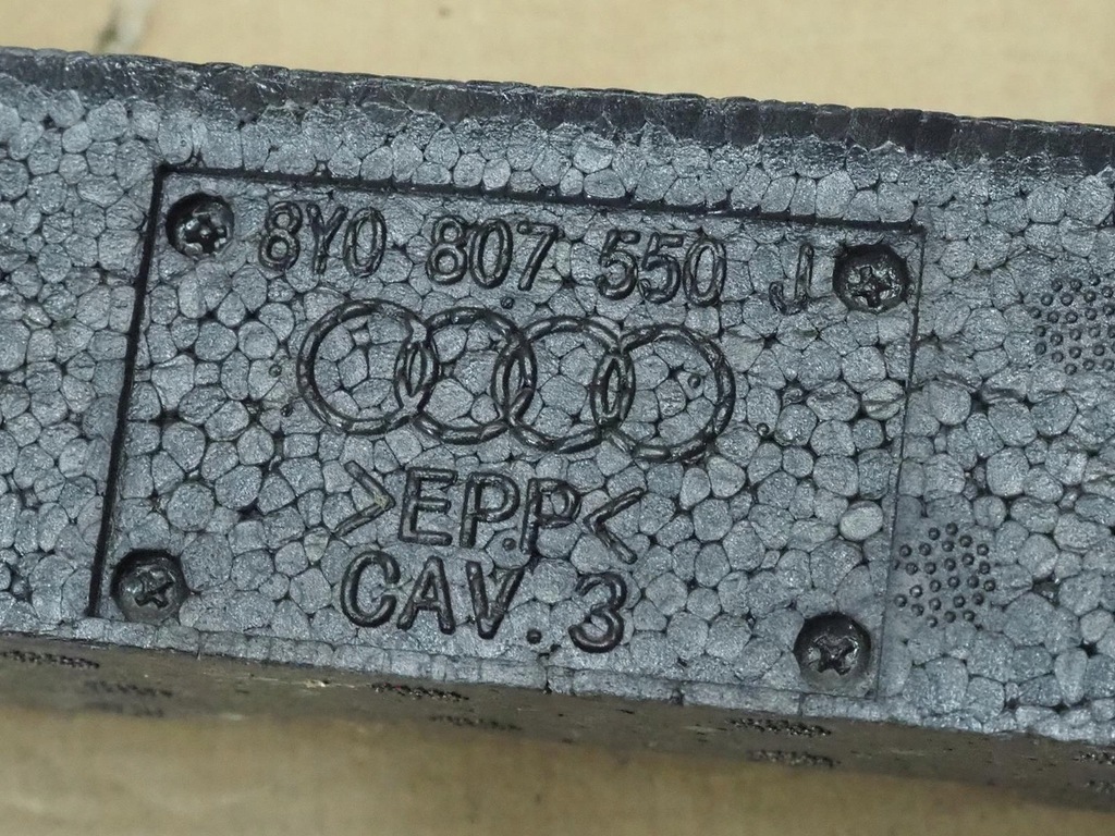 фото №14, Абсорбер піна перед 8y0807550j audi a3 8y