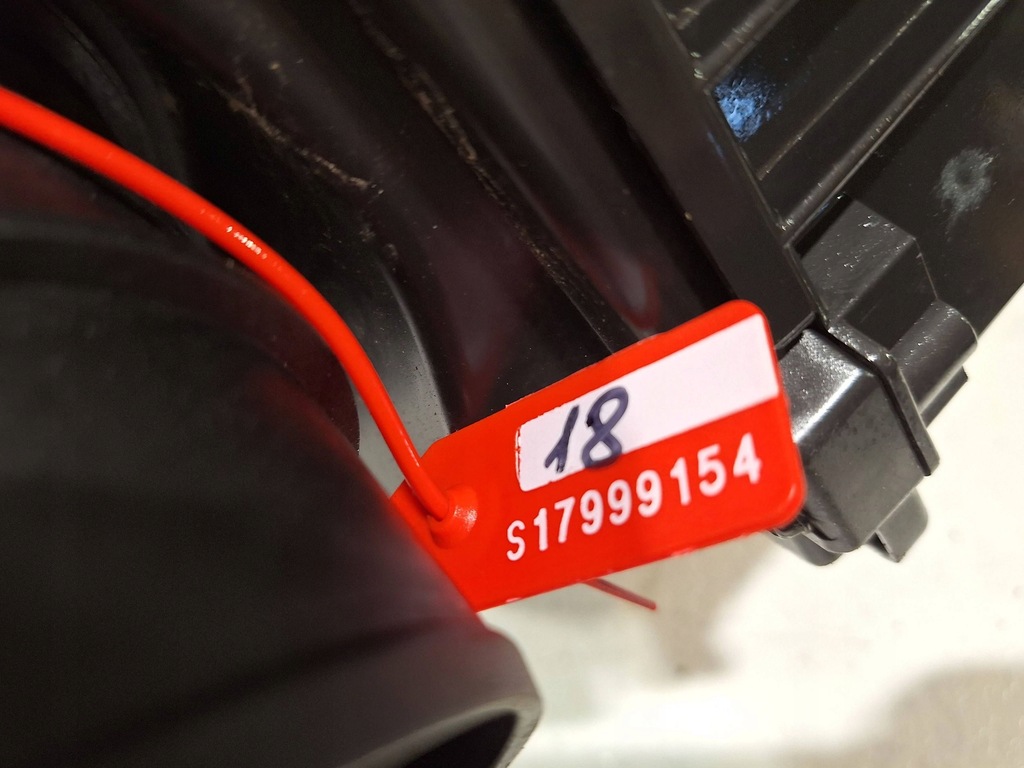 фото №5, Корпус фільтра повітря 165008632r renault master iv 24-