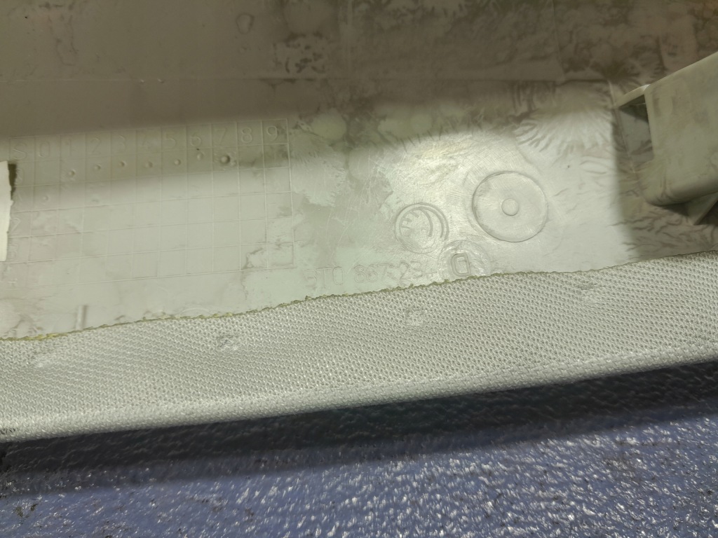 фото №9, Skoda superb ii lift sedan захист пластикова стійок права 3t0867234