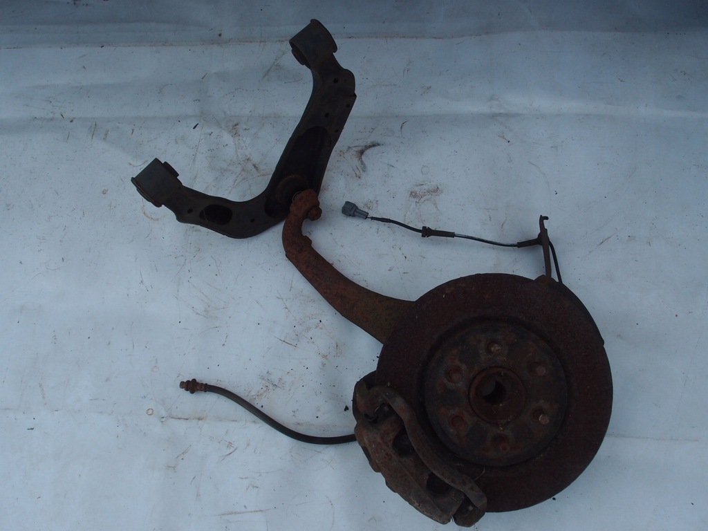 фото №1, Поворотний кулак ступиця важіль правий перед navara 2.5 dci