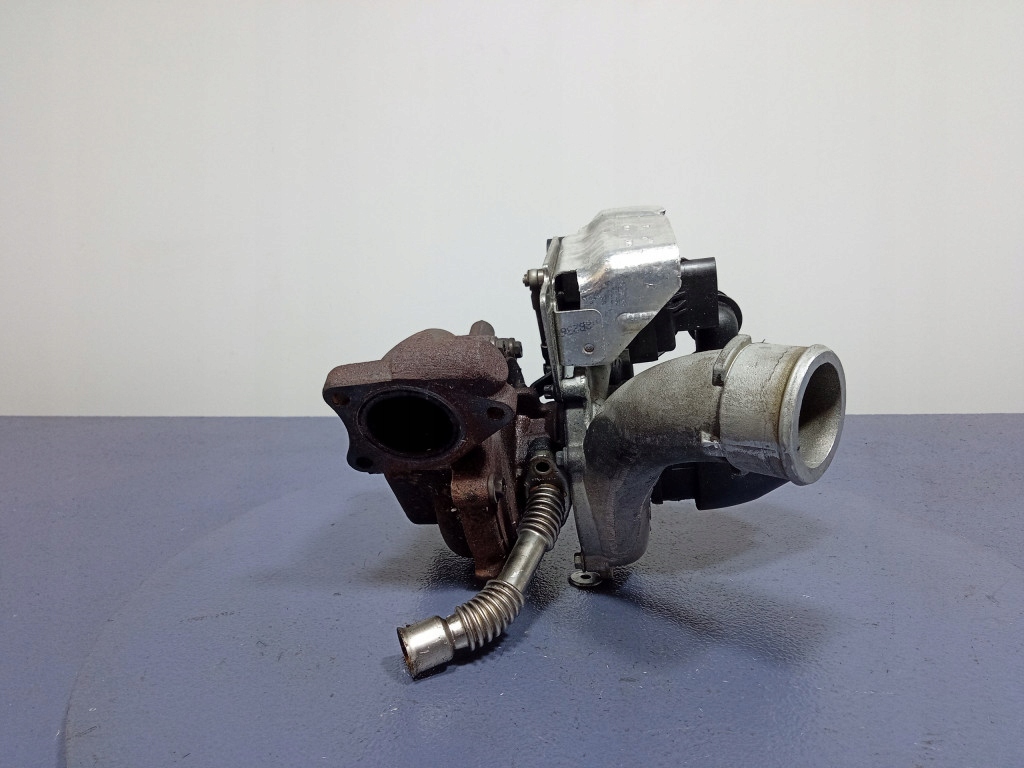 фото №3, Audi a5 8t 2.7 tdi 190 km турбонагнетатель 059145721g cgka