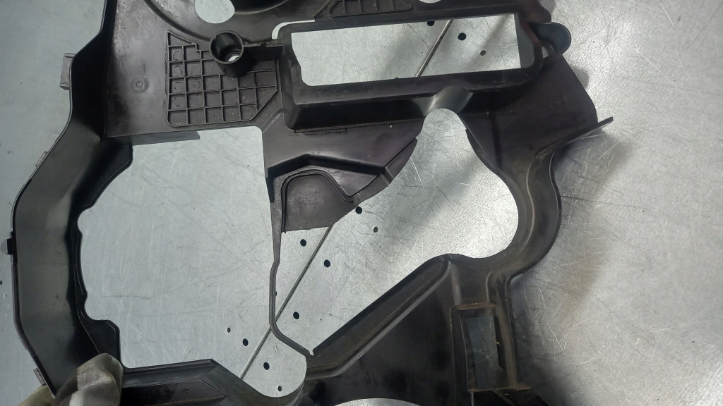 фото №9, Корпус распредвал volvo v60 v40 31401143