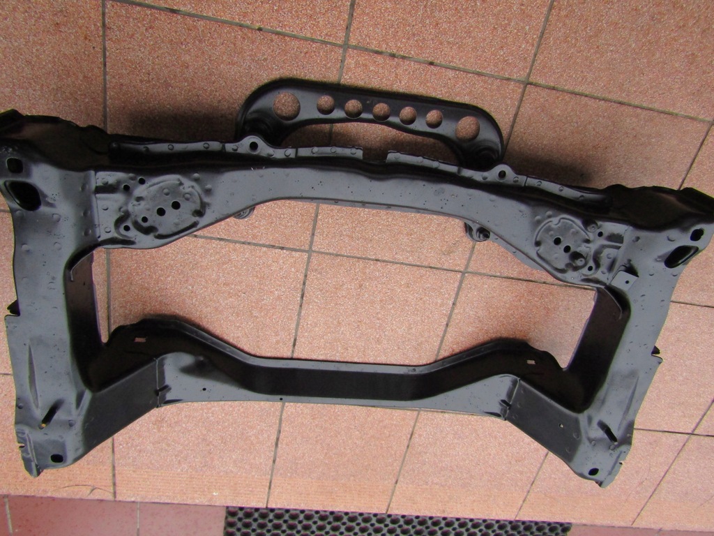 фото №7, Балка подрамник перед рама вспомогательная / кронштейн w210