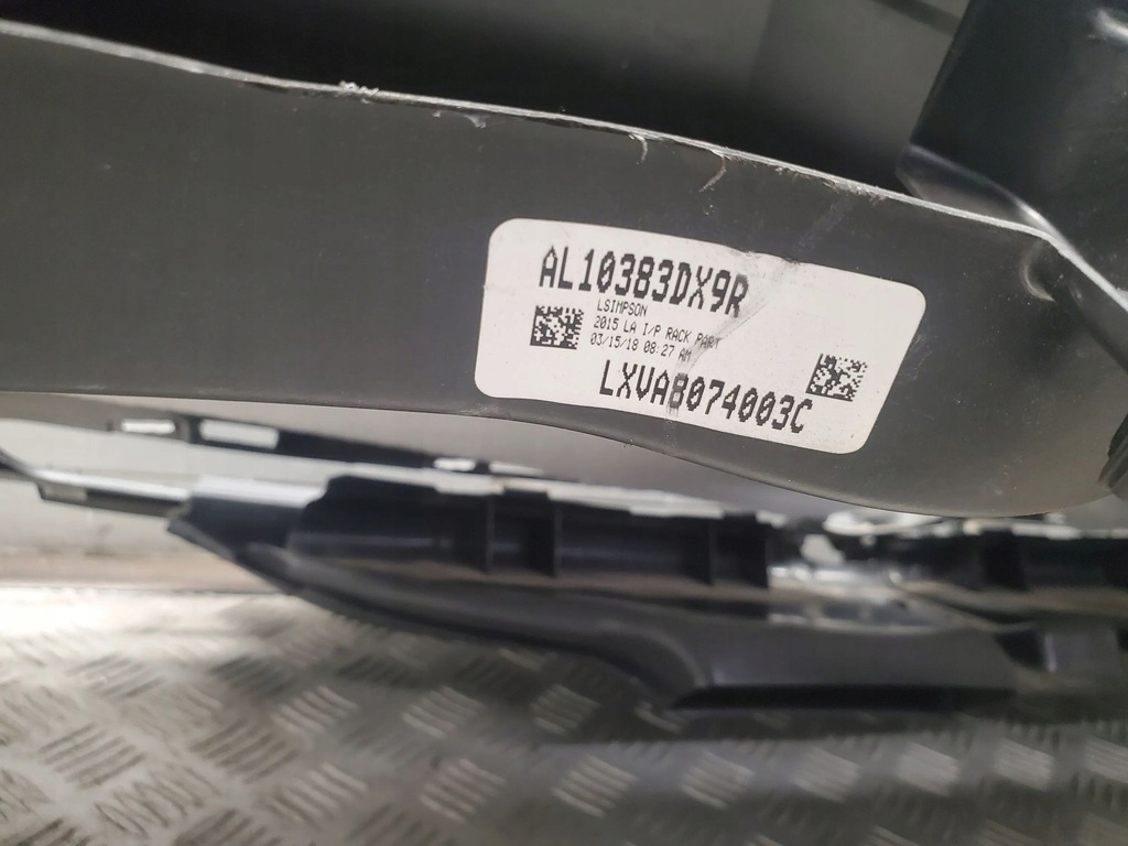 фото №11, Dodge challenger al10383dx9r с передний панели приборная, консоль