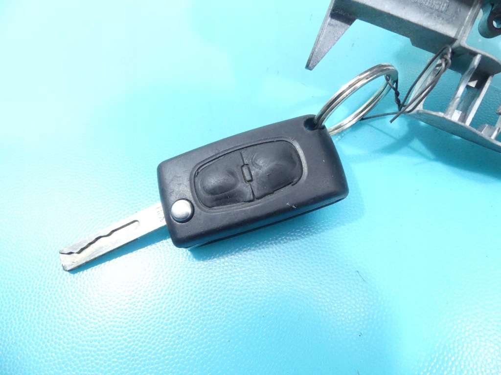 фото №3, Ручка перед левая ключ peugeot 3008 i 09- kpsc