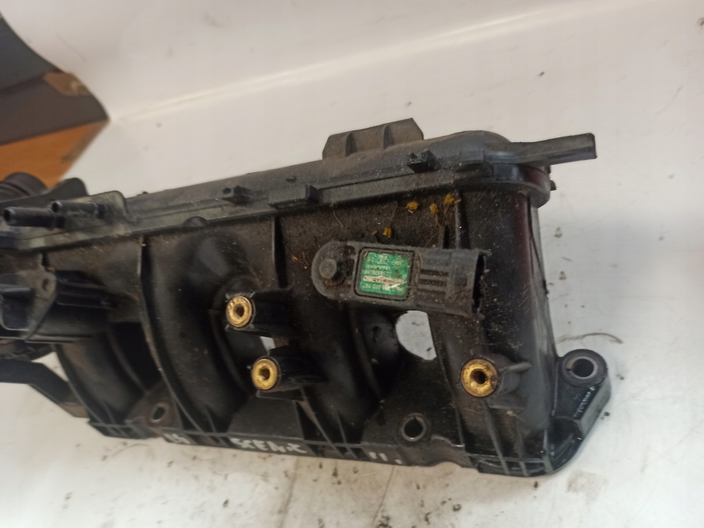 фото №12, Renault scenic iii 3 1.4 tce труба воздухозаборник воздуха h8200860017