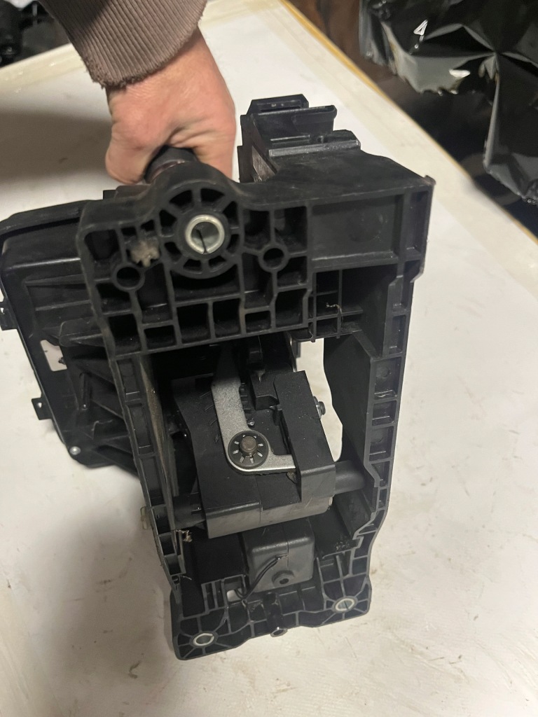 фото №1, Jeep grand cherokee домкрат переключения передач 6806770