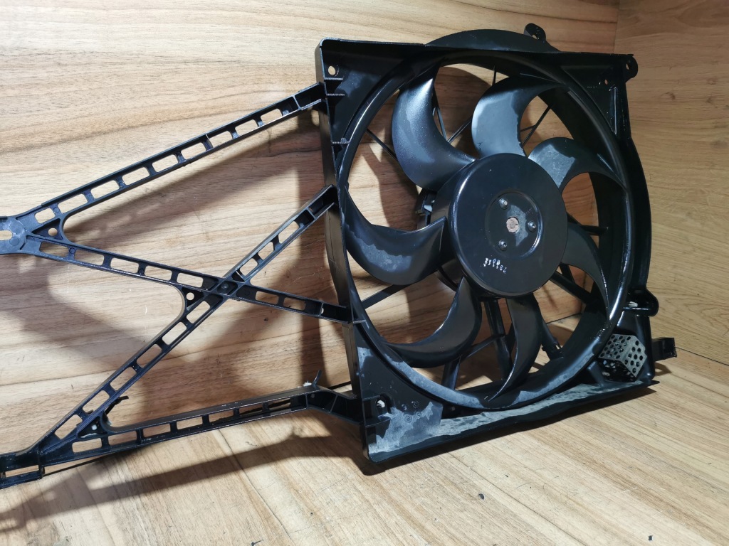 фото №1, Вентилятор радиатора astra ii 1.6 16v 90572751