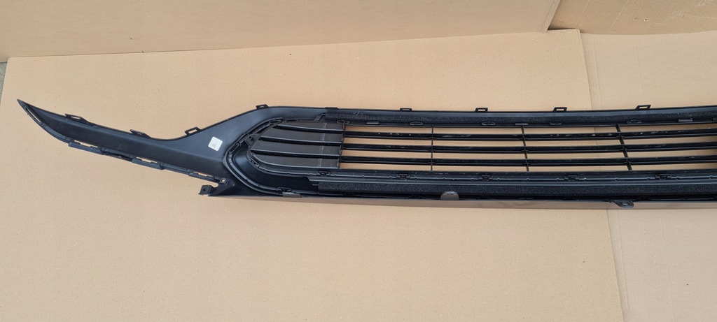 фото №10, Накладка решётка бампер toyota bz4x перед