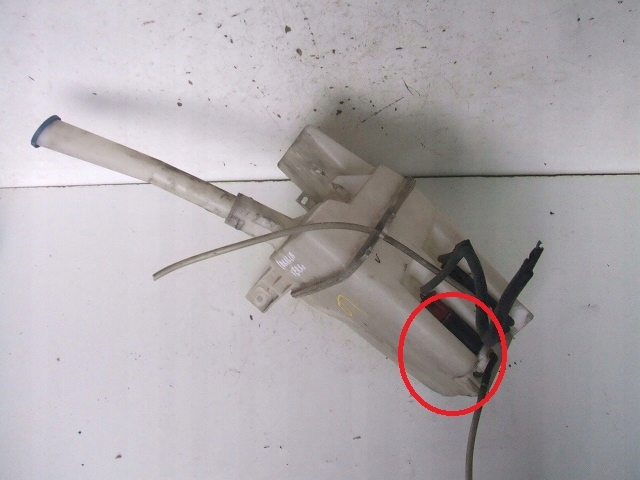 фото №1, Corolla verso ii бачок розпилювача помпа