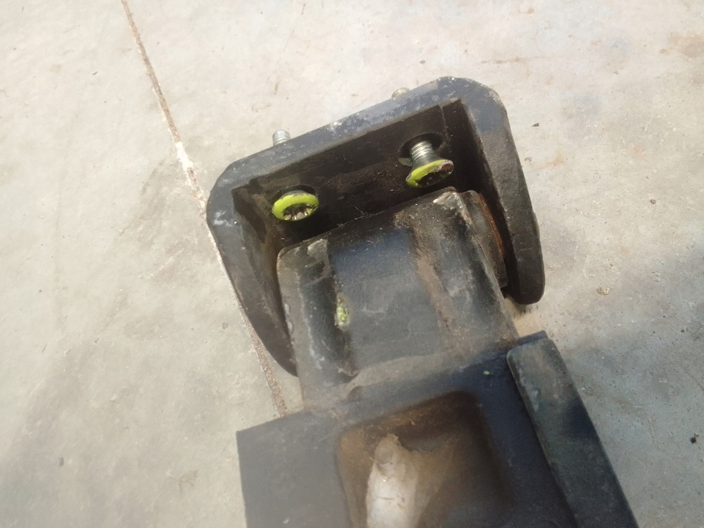 фото №8, Jeep wrangler jk 07-18 петля кронштейн кришки багажника usa