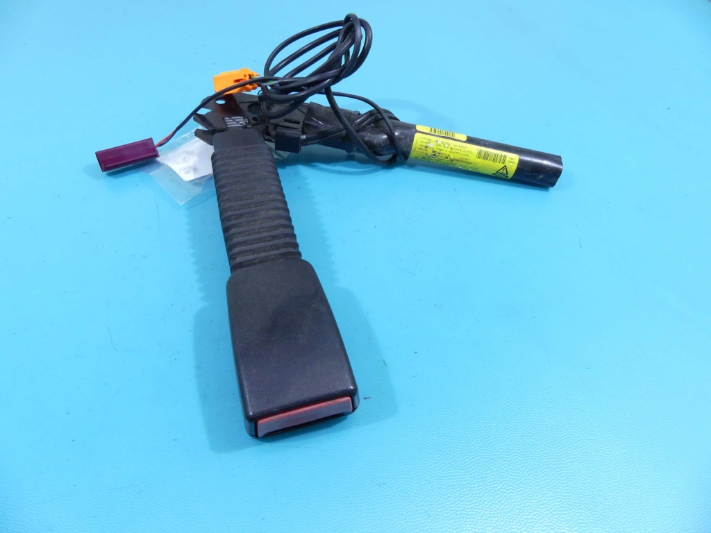 Купити Ford focus mk2 кліпса натягувач поперечина правий перед