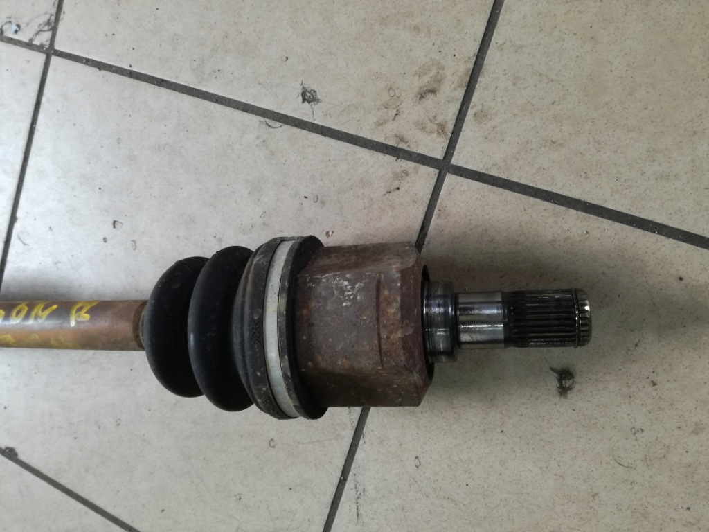 фото №2, Hyundai tucson i 2004 - 2010 rok 2.0b механічна коробка передач привідний вал права