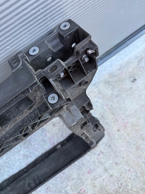 фото №6, Pas передній підсилювач передній skoda superb iii 3v0805588d