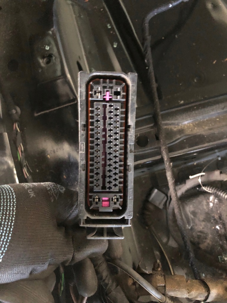 фото №8, Caddy 2k lift 10- джгут електропроводка штекер салону відсік двигуна 1.2 tsi