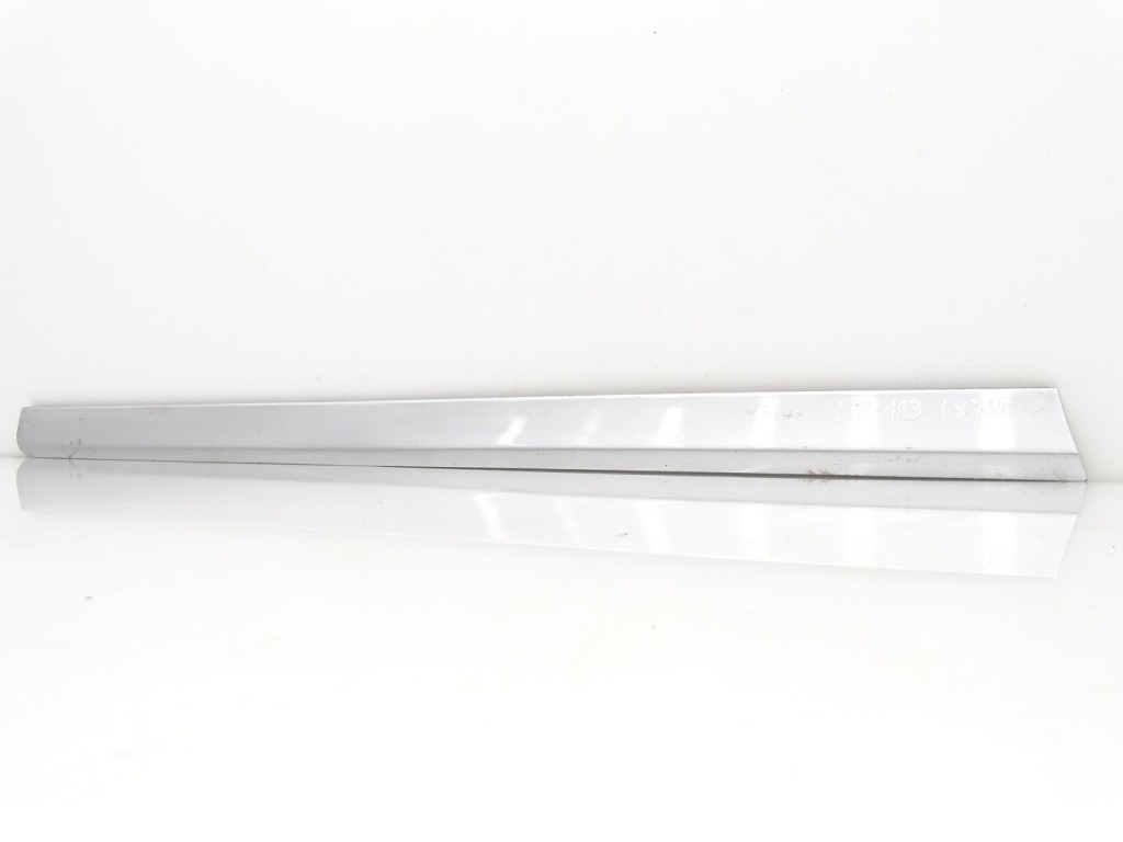 фото №1, Молдинг нижняя дверь левый перед seat exeo 3r lx7w