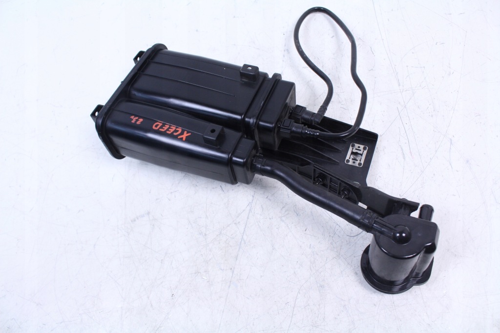 Купити Фільтр вугільний kia xceed 23r.