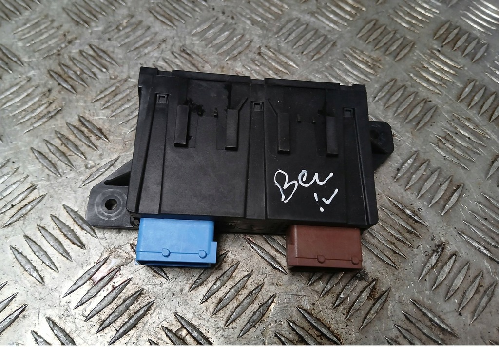 фото №1, Citroen berlingo peugeot partner opel combo модуль блок керування фаркоп 2019r