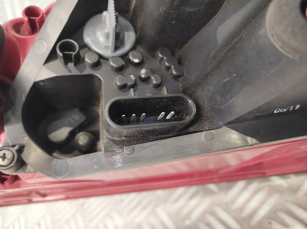 фото №11, Лампа задня задня ліва з вкладиш / молдинг opel insignia a kombi gm 13226856