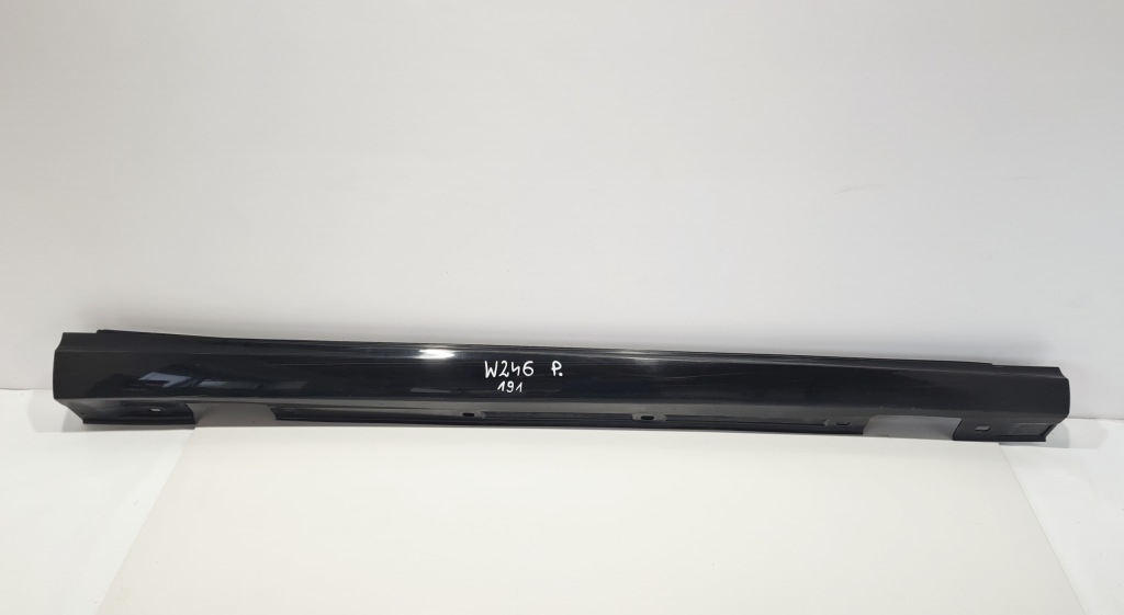 фото №1, Mercedes b-klasa w246 порог молдинг порог правая a2466900340