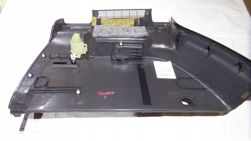 фото №6, Обшивка оббивка багажника задня права vw touran i 1