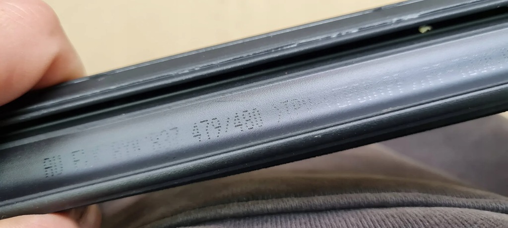 фото №7, S3 8y a3 прокладка резиновый стекло дверь левый перед 8y0837479