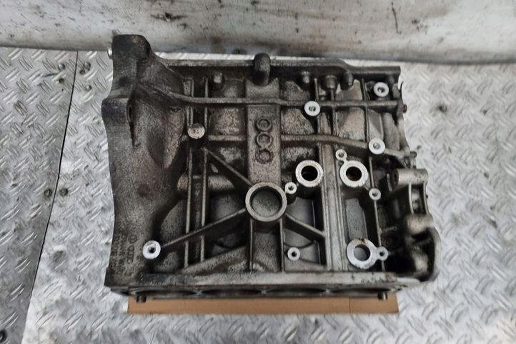 фото №14, Блок двигуна vw golf plus 5m1, 521 bag 1.6l бензиновий 85kw 2007