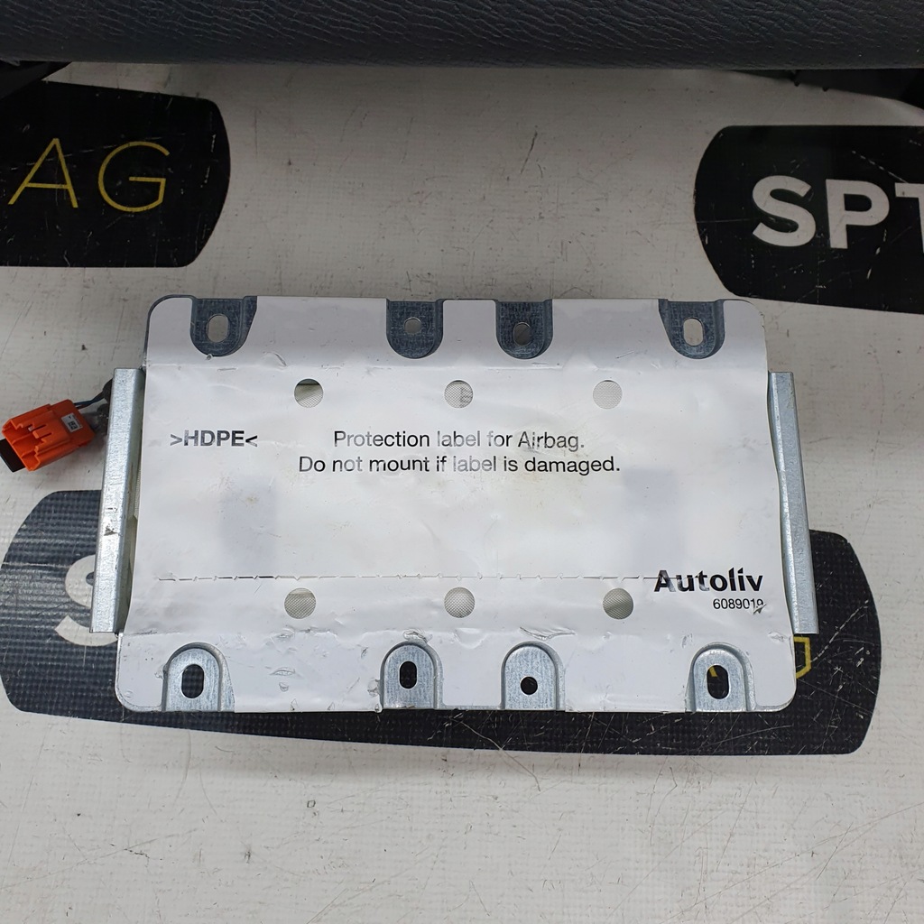 фото №6, Xc60 i lift панель приладів консоль подушки безпеки ремені подушка безпеки радар