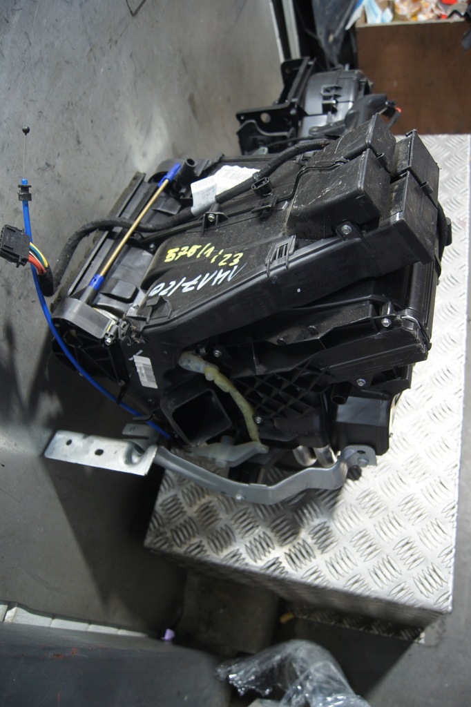 фото №15, Обігрівач vw caddy iii 1t1819003