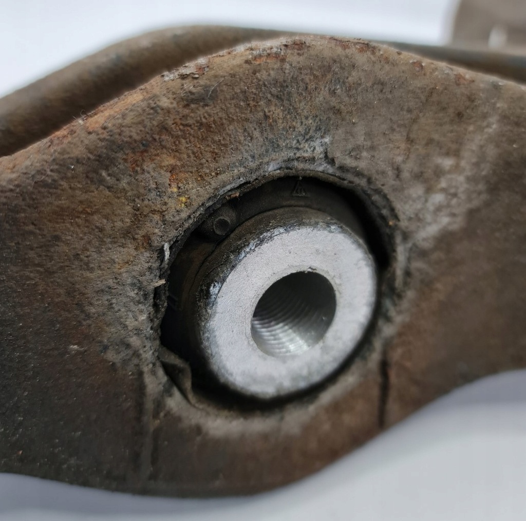 фото №6, Важіль передній правий перед mercedes w251 4matic