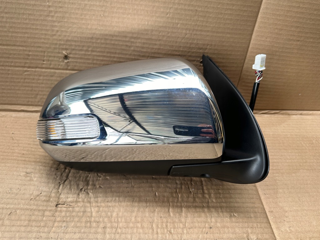 фото №1, Зеркало toyota hilux правое 9 pin