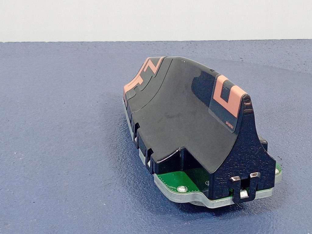 фото №4, Bmw 7 g11 g12 антенна кровельная плавник 9303040