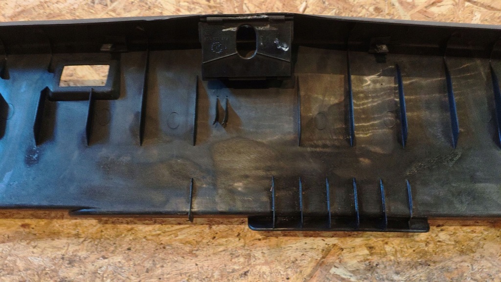 фото №7, Audi a6 s6 c5 4b 1998 з задній захист поперечина багажника