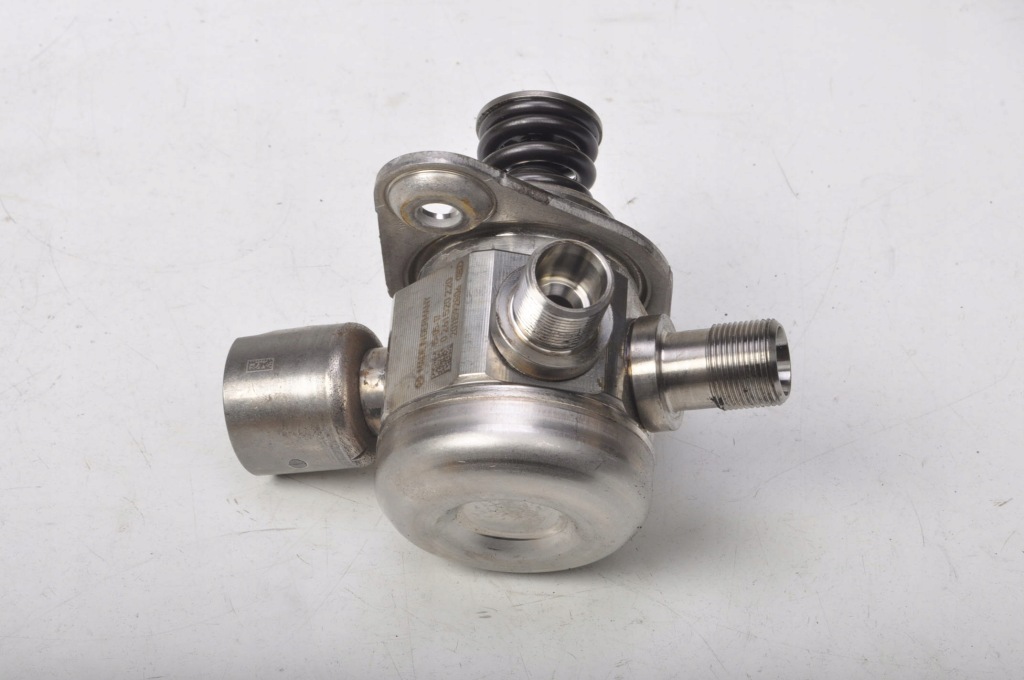 Mercedes w212 5.5 amg насос пального a2780701101 в Україні